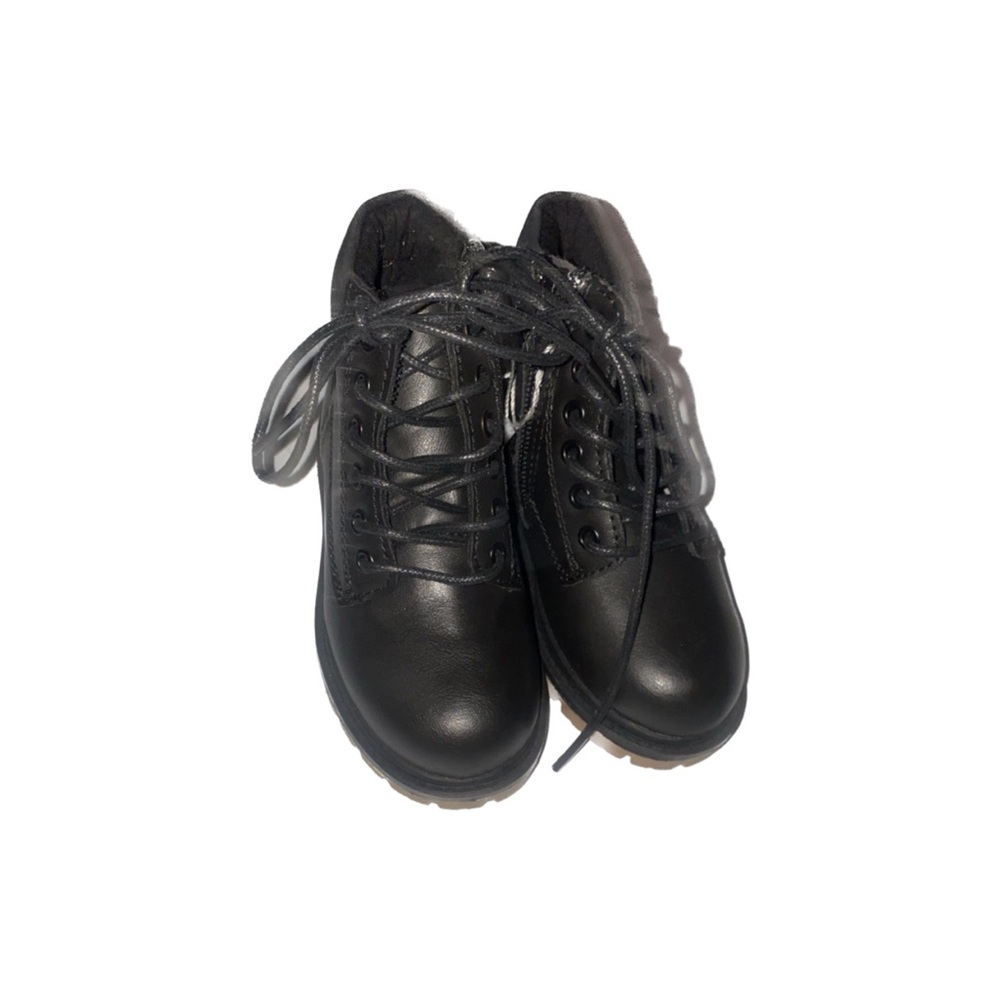New with tags Rylee + Cru Boys black work boots